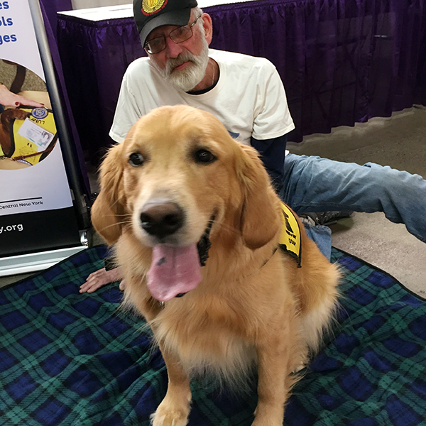 Pet-Therapy Teams at Syracuse Kids Expo - Cody