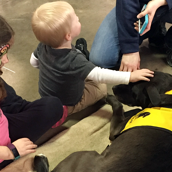 Pet-Therapy Teams at Syracuse Kids Expo - Olive